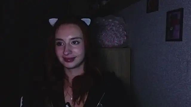 Snapshot of kristi_ginger chatting on November 10, 2025, 10:37 pm kristi ginger online show from November 10, 2025, 10:37 pm