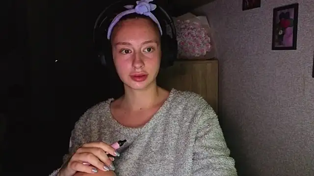 Snapshot of kristi_ginger chatting on October 9, 2025, 12:11 am kristi ginger online show from October 9, 2025, 12:11 am