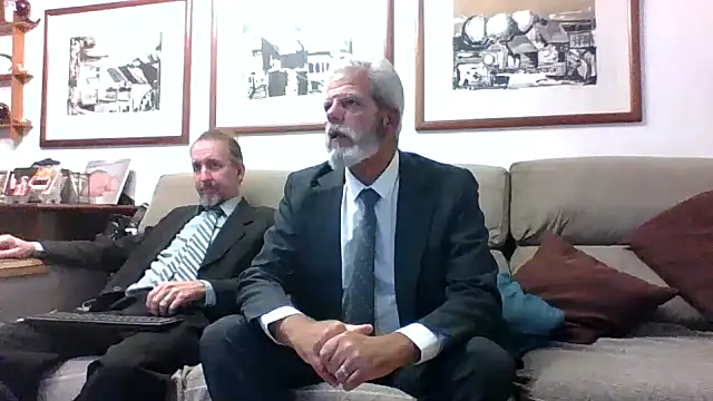 Snapshot of CasalcwBR chatting on May 12, 2026, 1:46 am CasalcwBR online show from May 12, 2026, 1:46 am