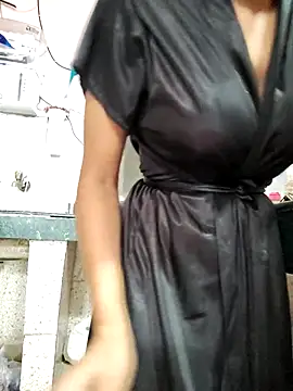 Snapshot of Desi_Bhabi_01 chatting on March 18, 2026, 6:16 am Desi Bhabi 01 online show from March 18, 2026, 6:16 am