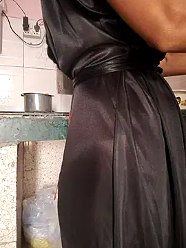 Snapshot of Desi_Bhabi_01 chatting on November 14, 2025, 5:11 am Desi Bhabi 01 online show from November 14, 2025, 5:11 am