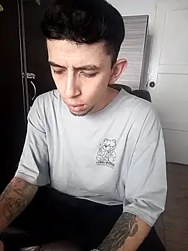 Snapshot of Chris__Jones chatting on October 19, 2025, 1:03 pm Chris Jones online show from October 19, 2025, 1:03 pm