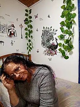 Snapshot of katrina_perez chatting on April 16, 2026, 10:12 pm katrina perez online show from April 16, 2026, 10:12 pm