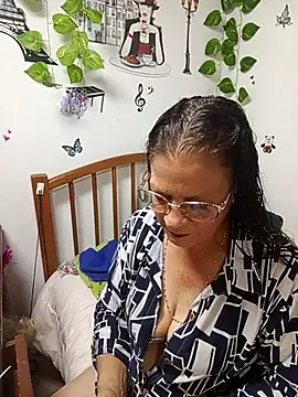 Snapshot of katrina_perez chatting on April 25, 2026, 10:18 pm katrina perez online show from April 25, 2026, 10:18 pm