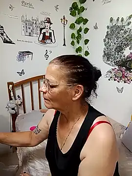 Snapshot of katrina_perez chatting on April 12, 2026, 5:27 pm katrina perez online show from April 12, 2026, 5:27 pm