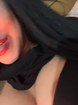 Snapshot of QueenLujaine chatting on April 12, 2026, 8:56 pm QueenLujaine online show from April 12, 2026, 8:56 pm