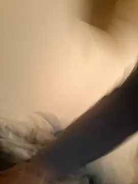 Snapshot of moasslicker chatting on December 14, 2025, 11:49 am moasslicker online show from December 14, 2025, 11:49 am