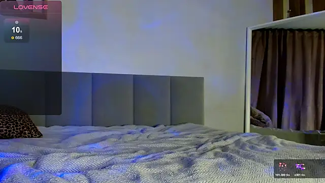 Eva   forever online show from November 11, 2025, 1:17 pm