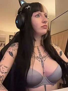 kittlunixx online show from March 26, 2026, 7:01 pm