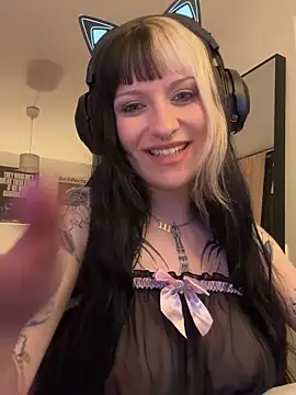 kittlunixx online show from March 24, 2026, 5:24 pm