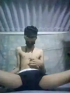 HannanKhan25 online show from November 4, 2025, 1:04 pm