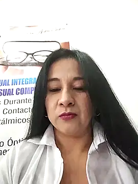 Snapshot of MELODY__06 chatting on April 11, 2026, 12:42 pm MELODY 06 online show from April 11, 2026, 12:42 pm