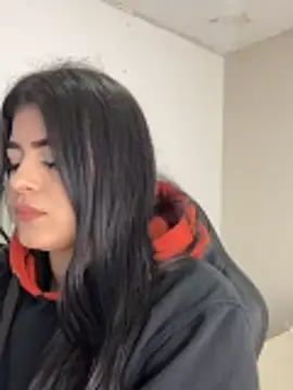 Snapshot of Kariina__69 chatting on November 13, 2025, 4:05 am Kariina 69 online show from November 13, 2025, 4:05 am