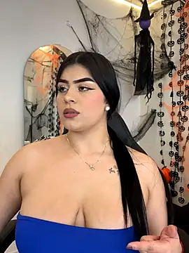 Snapshot of Kariina__69 chatting on November 4, 2025, 3:21 am Kariina 69 online show from November 4, 2025, 3:21 am