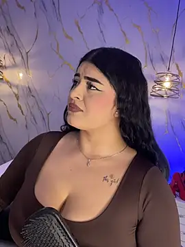 Kariina  69 online show from April 22, 2026, 3:02 am