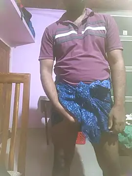 Snapshot of UrbanUtopia chatting on October 15, 2025, 5:10 pm UrbanUtopia online show from October 15, 2025, 5:10 pm