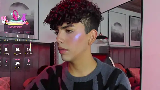 Niick Twink online show from September 24, 2025, 8:04 pm