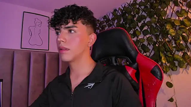 Niick Twink online show from October 1, 2025, 3:11 am