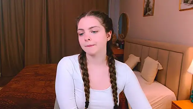 marshmallowee online show from March 24, 2026, 3:56 pm