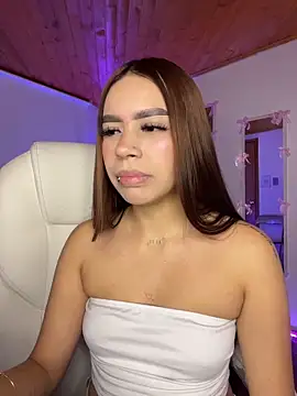 Cristina pinkk online show from April 30, 2026, 2:40 am