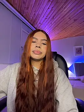 Snapshot of Cristina_pinkk chatting on March 2, 2026, 2:34 am Cristina pinkk online show from March 2, 2026, 2:34 am