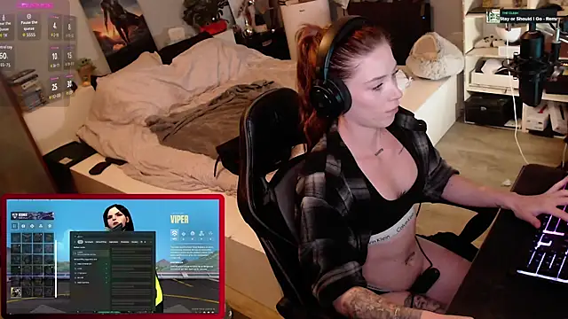 Snapshot of Horny_Makima chatting on October 29, 2025, 10:03 am Horny Makima online show from October 29, 2025, 10:03 am