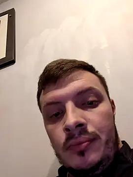 Ryanbigcock3194 online show from September 25, 2025, 11:22 pm