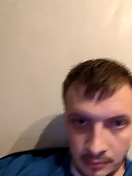 Ryanbigcock3194 online show from September 17, 2025, 11:40 pm