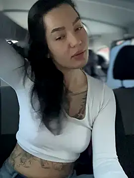 Snapshot of MeekyRich chatting on November 19, 2025, 2:22 am MeekyRich online show from November 19, 2025, 2:22 am