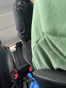 Snapshot of MeekyRich chatting on November 26, 2025, 4:01 am MeekyRich online show from November 26, 2025, 4:01 am