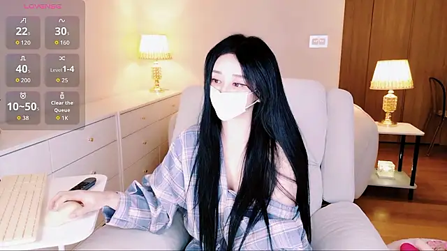 hotseah online show from November 22, 2025, 10:58 am