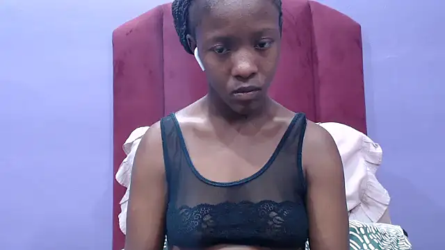 Snapshot of sexykea2002x chatting on October 13, 2025, 6:15 am sexykea2002x online show from October 13, 2025, 6:15 am