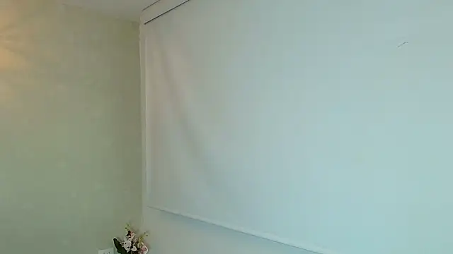  Victoria Collins online show from October 8, 2025, 11:01 am