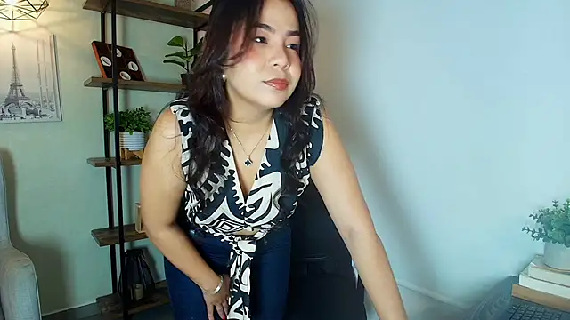  Victoria Collins online show from March 4, 2026, 12:02 pm