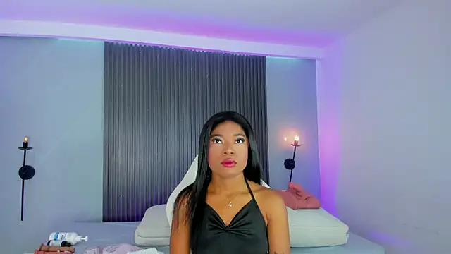 Snapshot of ciara_blake chatting on July 24, 2026, 7:43 pm ciara blake online show from July 24, 2026, 7:43 pm