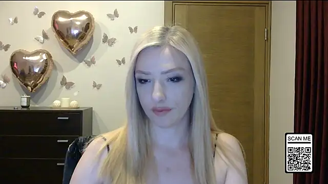 Snapshot of Wild_Silk_Desire chatting on June 16, 2026, 4:18 pm Wild Silk Desire online show from June 16, 2026, 4:18 pm