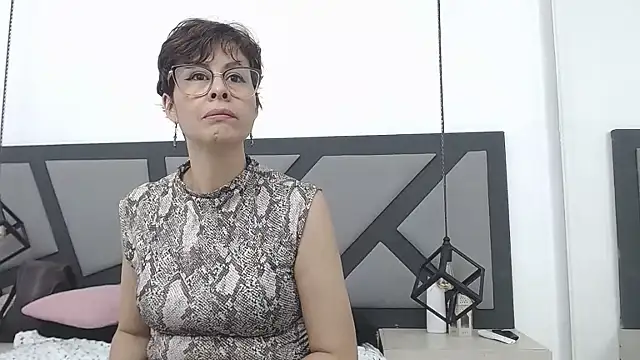 Snapshot of amanda_ramirez chatting on June 5, 2026, 8:14 pm amanda ramirez online show from June 5, 2026, 8:14 pm
