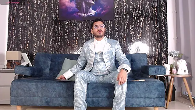 Snapshot of samuelcoopeer chatting on November 13, 2025, 1:15 pm samuelcoopeer online show from November 13, 2025, 1:15 pm