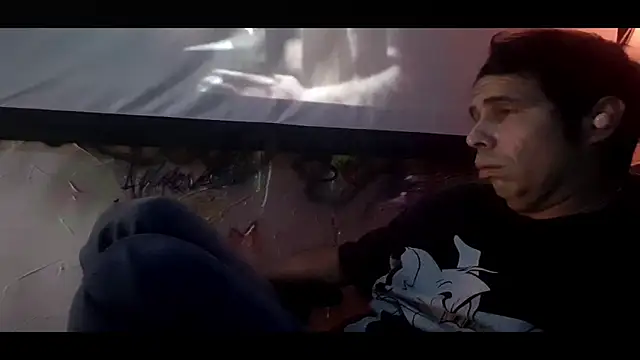 Snapshot of Gc-g chatting on November 14, 2025, 4:49 am Gc-g online show from November 14, 2025, 4:49 am