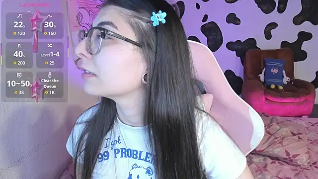 abbie jensen  online show from October 14, 2025, 5:52 am