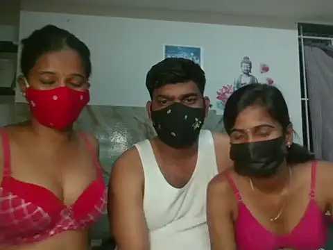 Snapshot of Tamil_india_couples_ chatting on February 27, 2026, 6:08 pm Tamil india couples online show from February 27, 2026, 6:08 pm