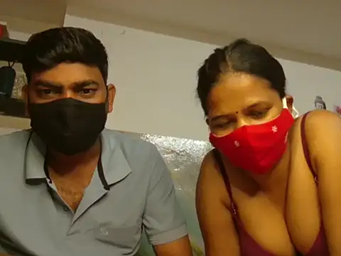 Snapshot of Tamil_india_couples_ chatting on February 16, 2026, 5:22 pm Tamil india couples online show from February 16, 2026, 5:22 pm
