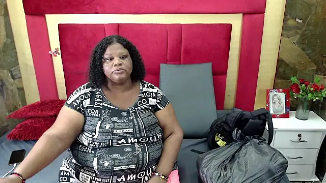 Snapshot of Exoticbigmandy chatting on October 16, 2025, 8:50 pm Exoticbigmandy online show from October 16, 2025, 8:50 pm