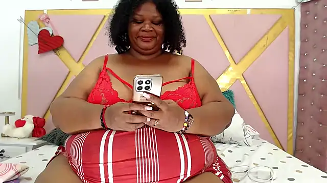 Snapshot of Exoticbigmandy chatting on October 13, 2025, 1:56 pm Exoticbigmandy online show from October 13, 2025, 1:56 pm