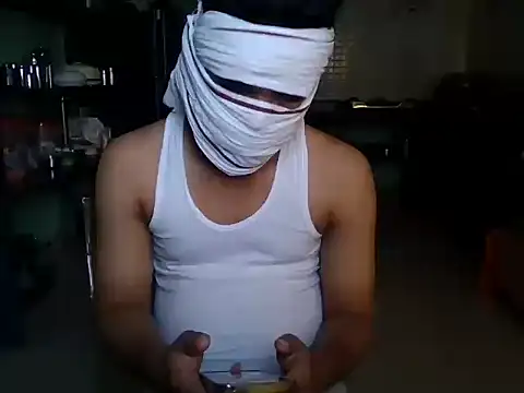 Snapshot of sex_yboy00 chatting on November 10, 2025, 7:35 am sex yboy00 online show from November 10, 2025, 7:35 am