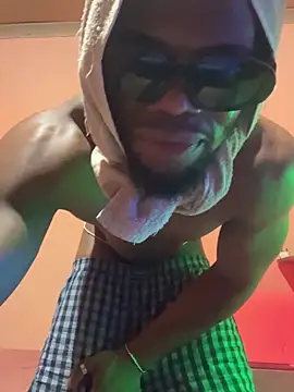 naughty thick online show from March 22, 2025, 11:53 pm