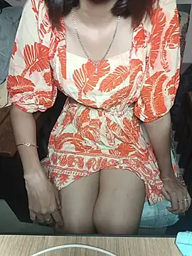 Isha Sax online show from October 24, 2025, 7:35 pm