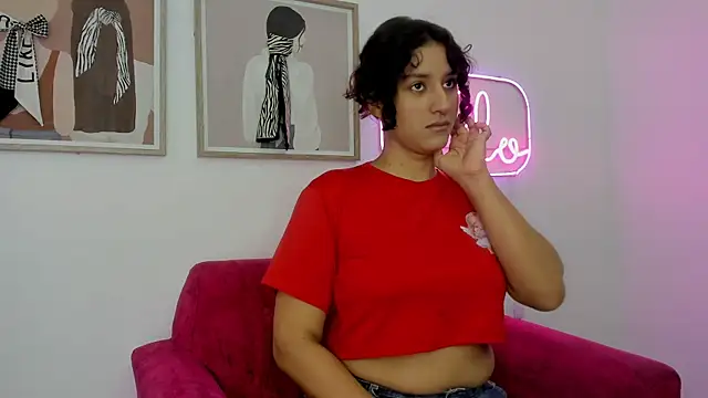 niia7 online show from July 31, 2026, 7:11 pm