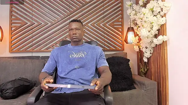 MarcusBlack  online show from January 18, 2026, 1:03 pm