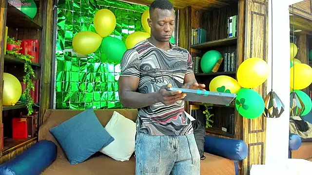 MarcusBlack  online show from March 19, 2026, 11:43 am